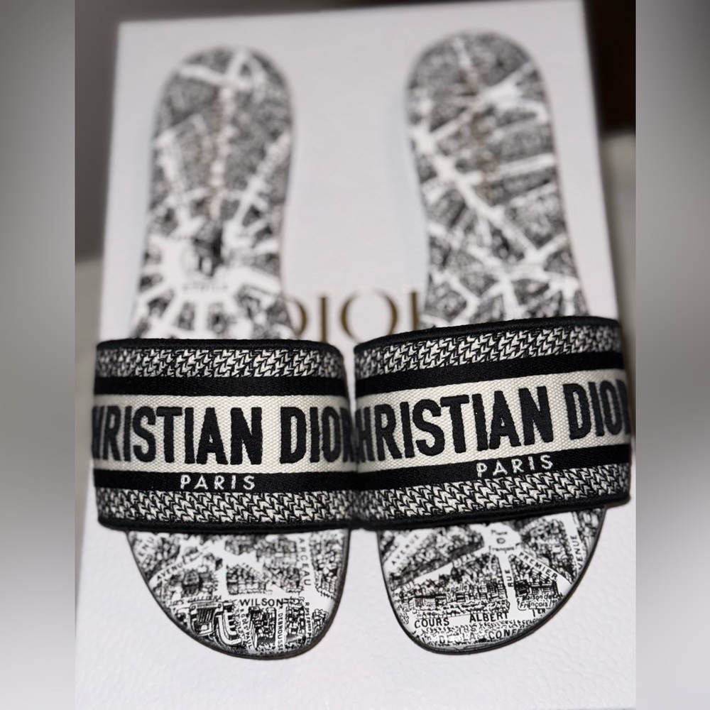 Dior Embroidered Newspaper Motif Black and White Dway Slide
